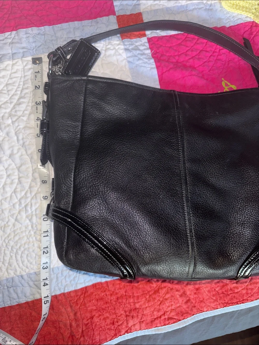 EUC Black Coach Chelsea Katarina Pebbled Leather Hobo Bag 18901 pink interior